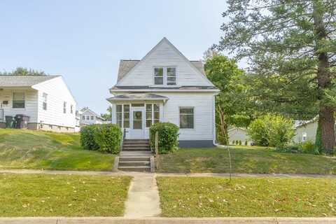 1316 Franklin Street, Cedar Falls, IA 50613