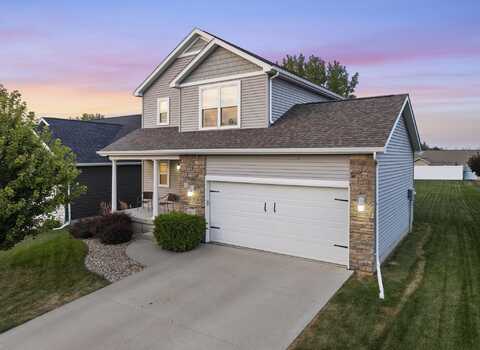 1407 Hummingbird Circle, Waterloo, IA 50702