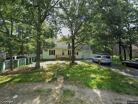 The, SHIRLEY, NY 11967