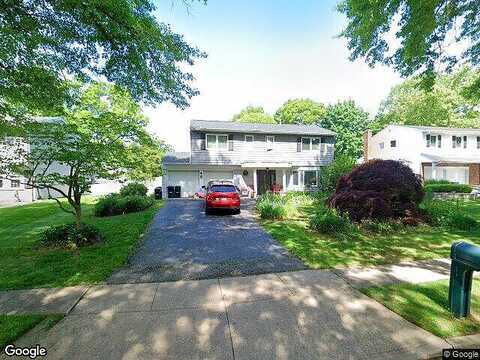 Tulipwood, COMMACK, NY 11725