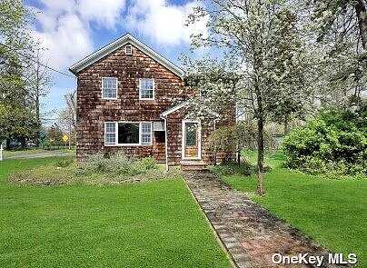 Country, EAST PATCHOGUE, NY 11772