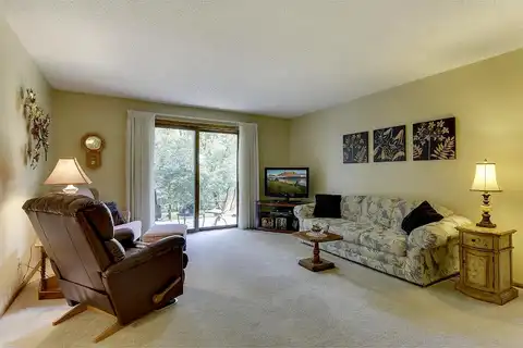 Galtier Pl, Shoreview, MN 55126