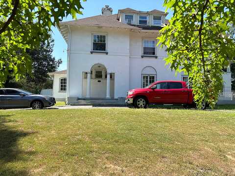 Ballantine Parkway, Newark, NJ 07104