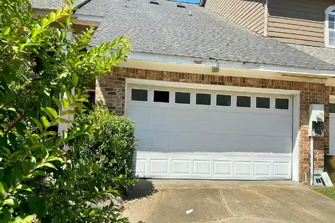 Charleston, BRANDON, MS 39047