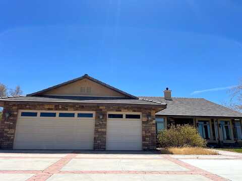 Avenue T8, PALMDALE, CA 93550