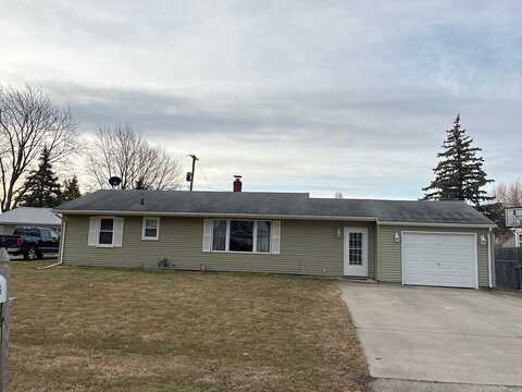 Sarah, BAY CITY, MI 48708