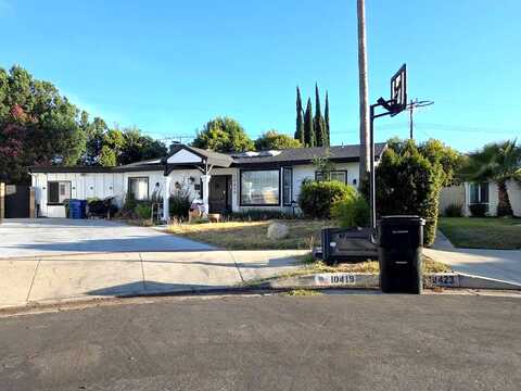 Vassar, CHATSWORTH, CA 91311
