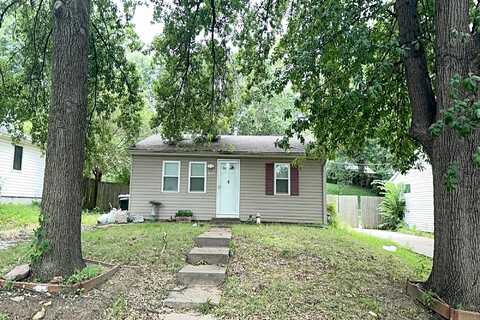 44Th, KANSAS CITY, MO 64116