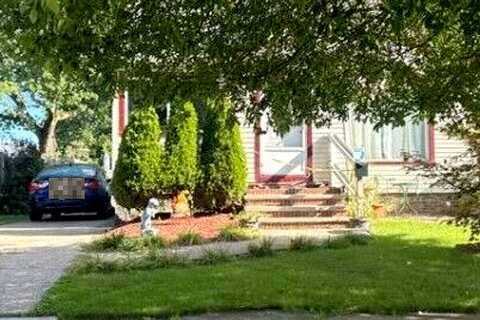 Carrydale, CLEVELAND, OH 44111