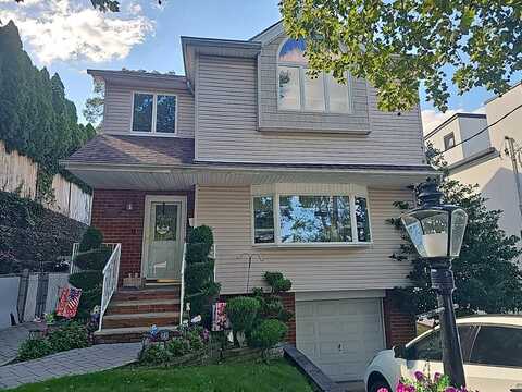 Holly, STATEN ISLAND, NY 10304