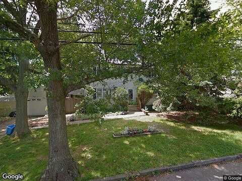 Commonwealth, LAKE GROVE, NY 11755