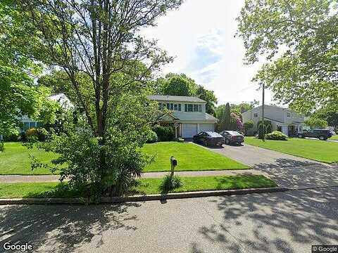 Tulipwood, COMMACK, NY 11725