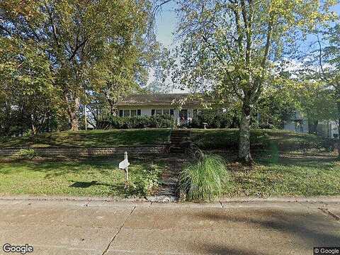 Holly, SOUTH PITTSBURG, TN 37380