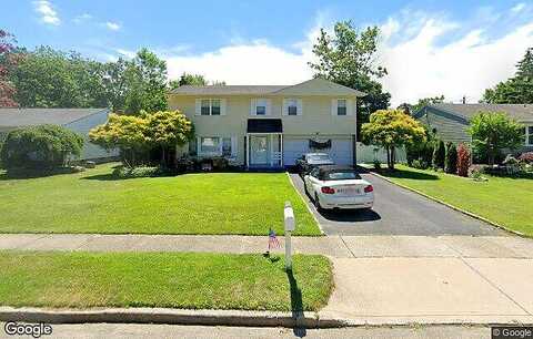 Bobann, NESCONSET, NY 11767