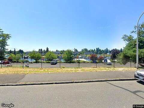 Ne Tomahawk Island Dr #E10, Portland, OR 97217