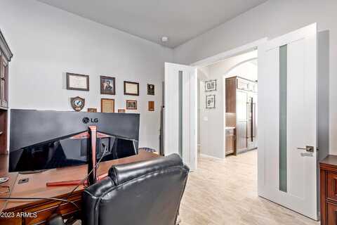 Tuckey, GLENDALE, AZ 85307