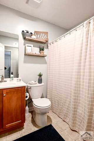 Hight, WATKINSVILLE, GA 30677