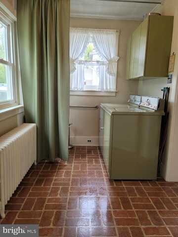 Lewis, ROYERSFORD, PA 19468