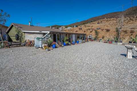 Hierba, AGUA DULCE, CA 91390