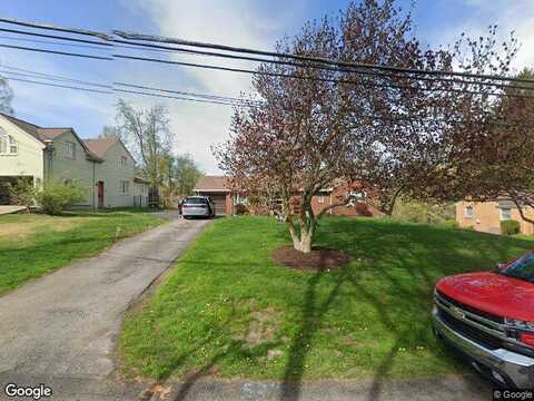 Rolling Green, BETHEL PARK, PA 15102