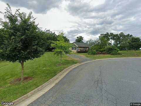 Summit, WOODSTOCK, VA 22664