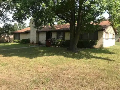 Caprice, GRAND SALINE, TX 75140
