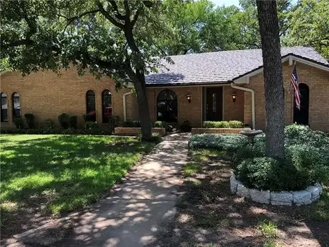 Winterhaven, HURST, TX 76054