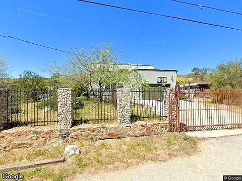 Kobe, AGUA DULCE, CA 91390