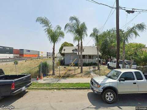 8Th, SAN BERNARDINO, CA 92411
