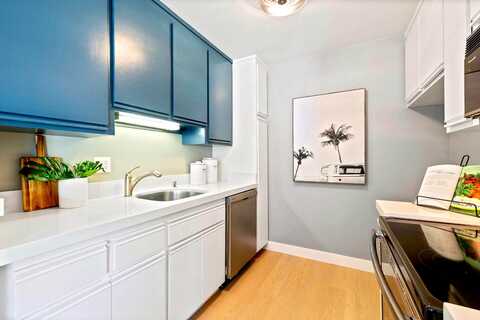 W Middlefield Rd, Mountain View, CA 94043