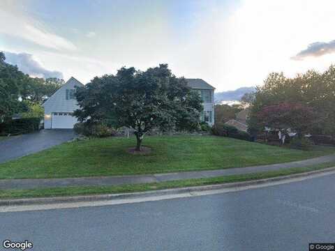 Trapper Crest, HERNDON, VA 20170