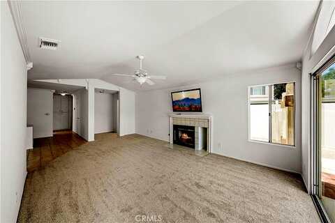 Via Amapola, MURRIETA, CA 92562