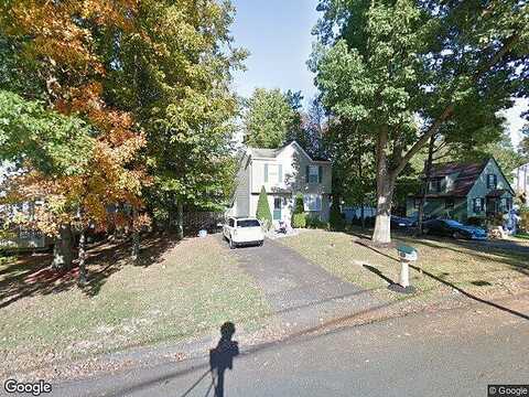 Ivy, WARMINSTER, PA 18974