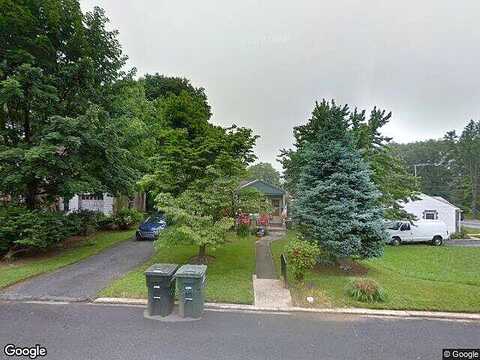 Oak, COATESVILLE, PA 19320