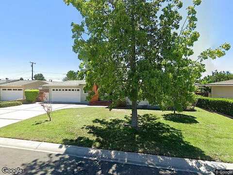Dakota, GARDEN GROVE, CA 92844