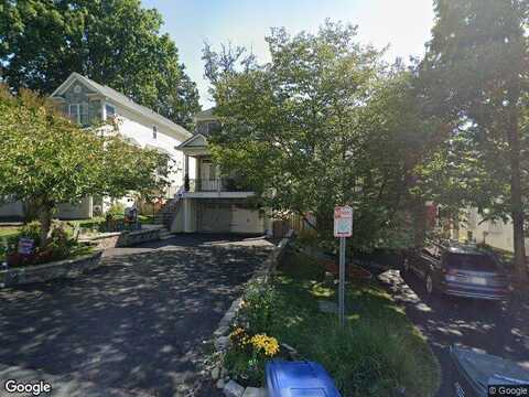 Willow, FALLS CHURCH, VA 22046