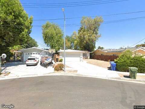 Minnehaha, GRANADA HILLS, CA 91344