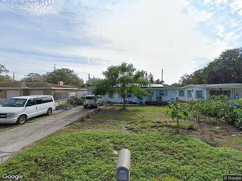 48Th, SAINT PETERSBURG, FL 33709
