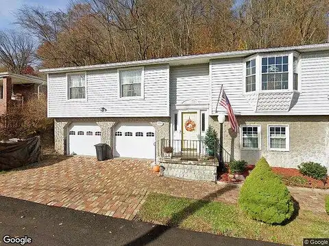 Mcintosh, MCKEESPORT, PA 15132