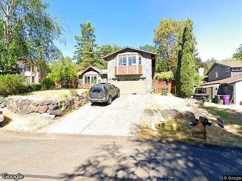 Lila, STEILACOOM, WA 98388