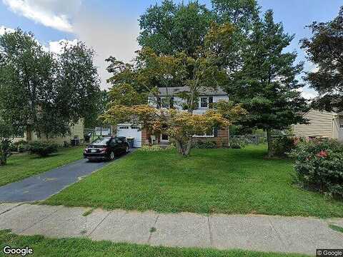 Lake, DOWNINGTOWN, PA 19335