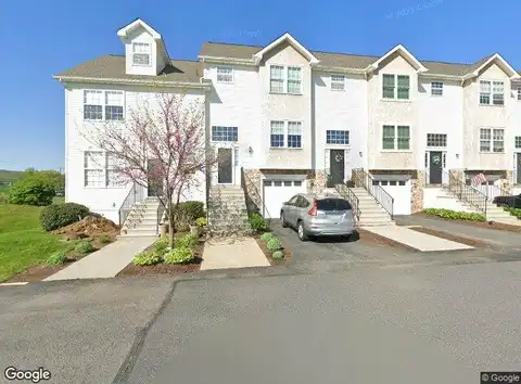 Hampton, MORGANTOWN, PA 19543