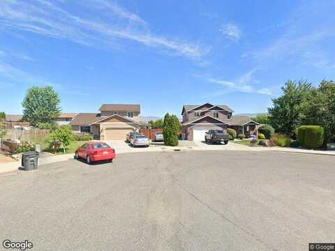 Denise, WENATCHEE, WA 98801
