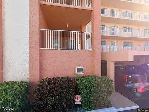 Young Ave, Cocoa Beach, FL 32931