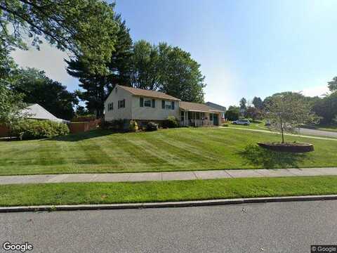 Foxcroft, CAMP HILL, PA 17011