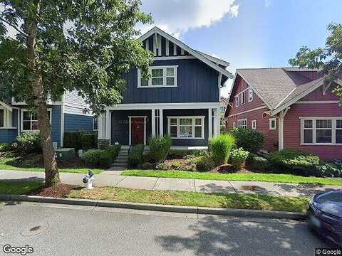 25Th, ISSAQUAH, WA 98029