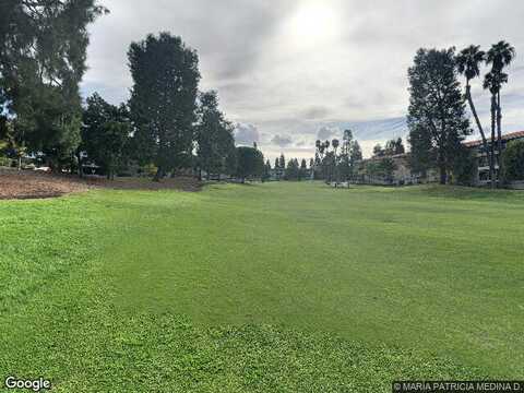 Via Mariposa W, Laguna Woods, CA 92637