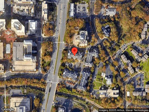 Stratford House Pl, Reston, VA 20190