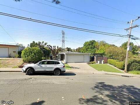 Sarah, PINOLE, CA 94564