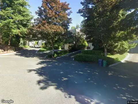 106Th, KIRKLAND, WA 98033